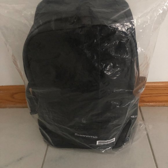 Supreme Leather Backpack - Picture 4 of 4